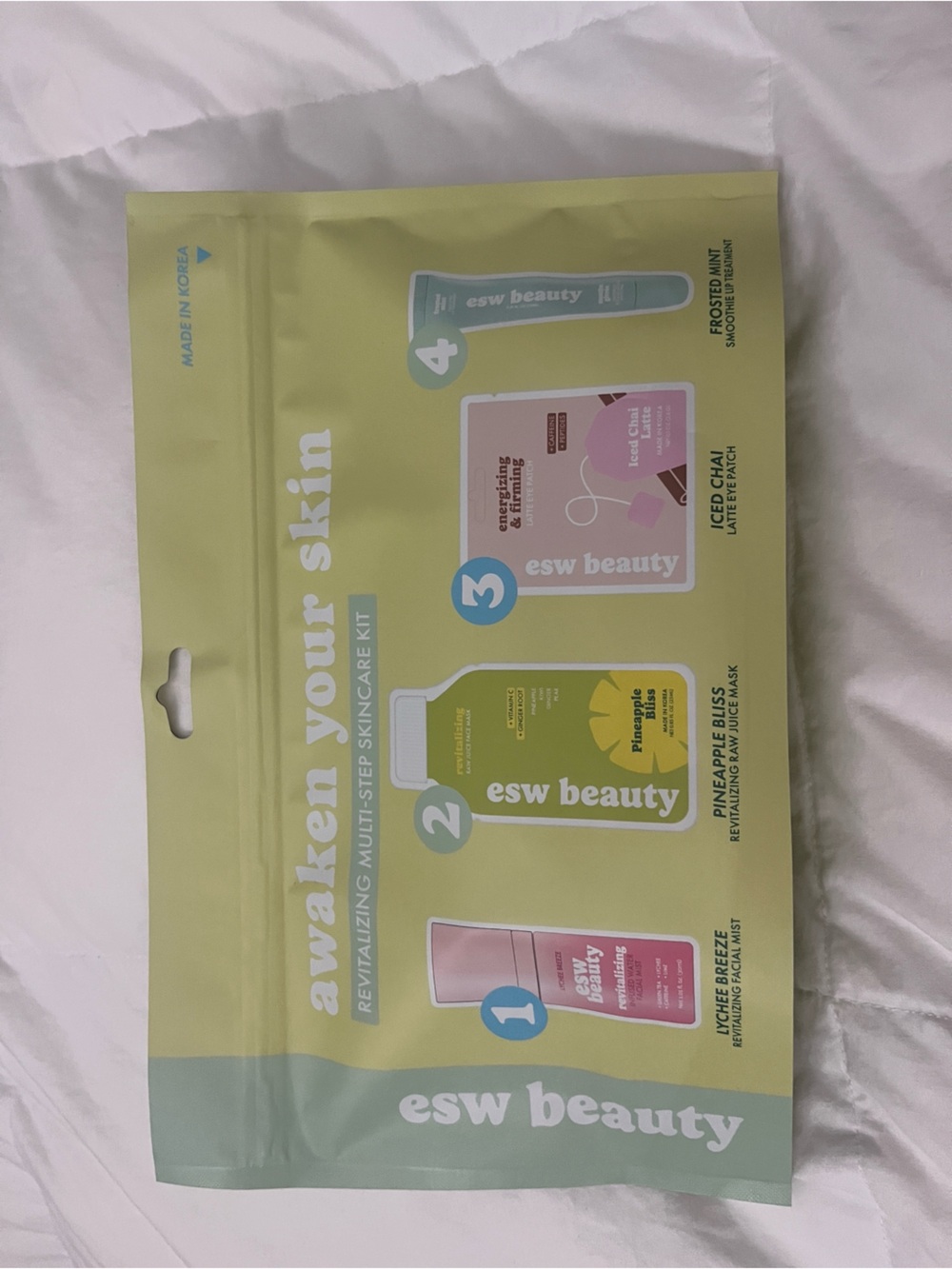 NIB ESW Beauty Awaken Your Skin Revitalizing Multi-Step Skincare Kit